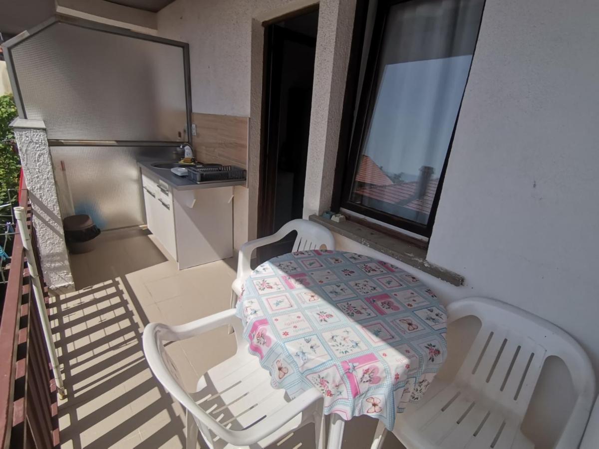Guesthouse Zimovski Peštani Εξωτερικό φωτογραφία