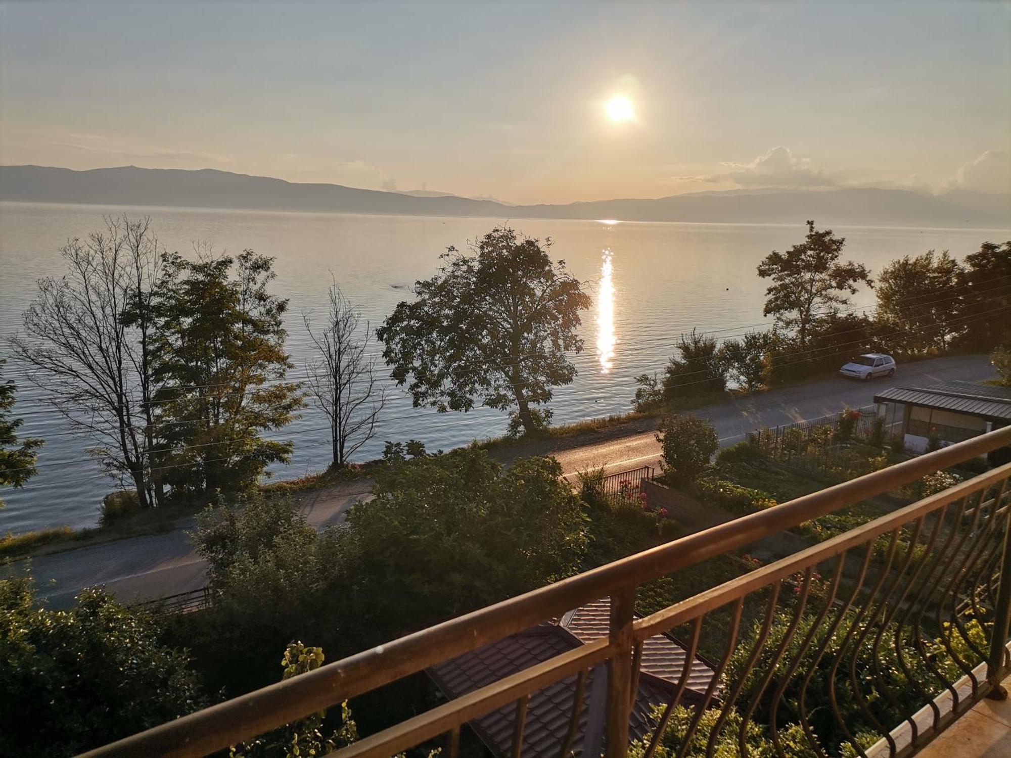 Guesthouse Zimovski Peštani Εξωτερικό φωτογραφία